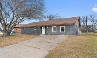 1832 Dogwood Trl - Photo 1 of 1