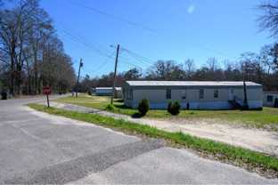 100 Lunsford Cir - Photo 1 of 1