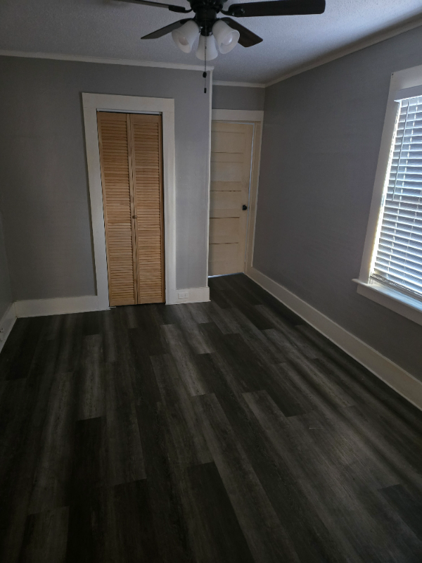 15 Clubhouse Rd #1 - Photo 4 of 20