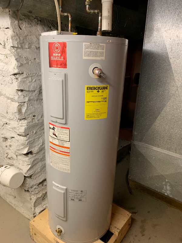 642 S 6th St - Photo 4 of 5