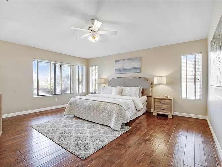 2027 Warble Ct - Photo 2 of 15