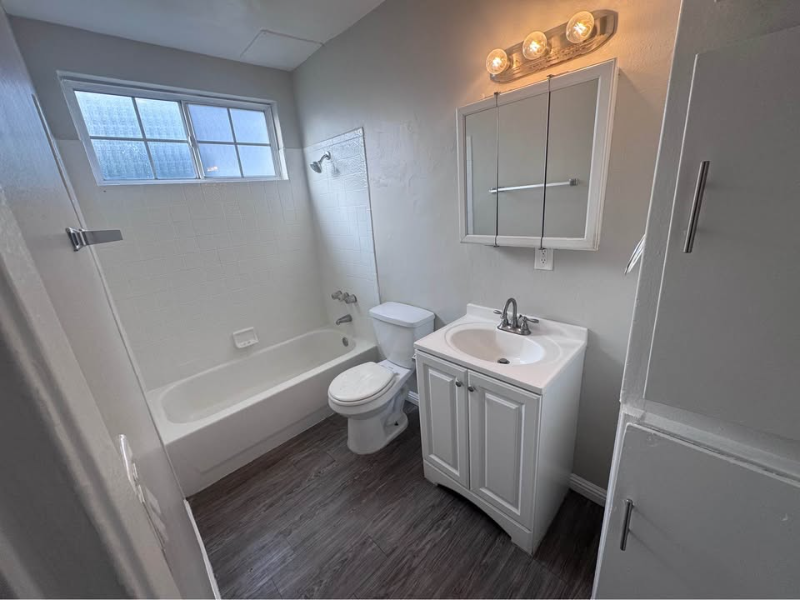 1028 Orange Ave #12 - Photo 6 of 6