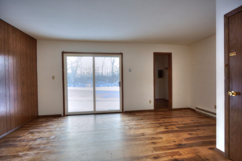 421 S Suffolk St #5 - Photo 4 of 17