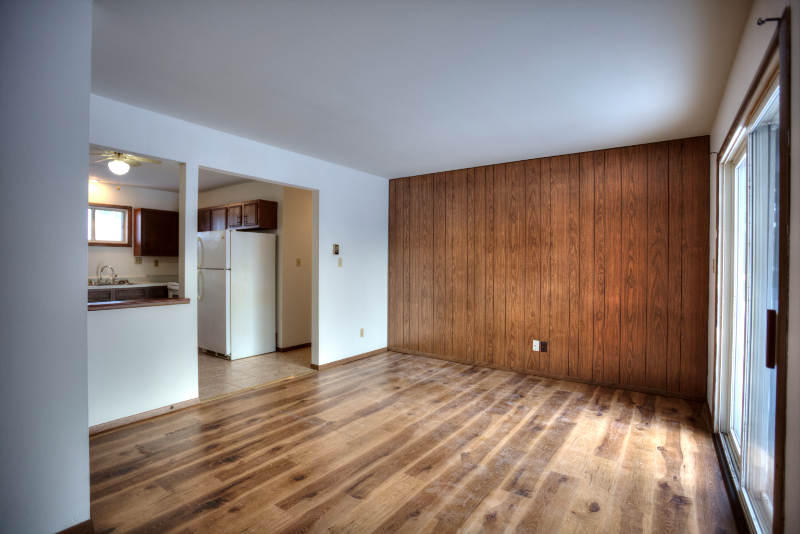 421 S Suffolk St #5 - Photo 7 of 17