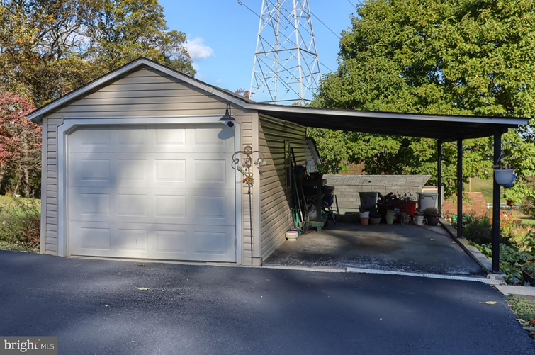 261 Rexmont Rd - Photo 6 of 6