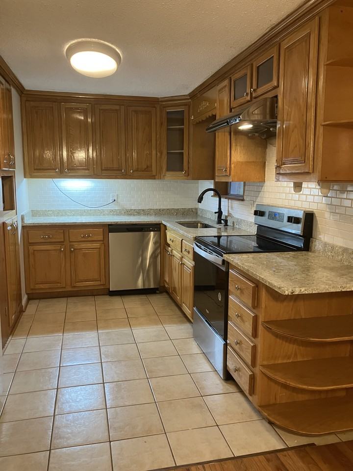 577 Virginia Ave #NA - Photo 4 of 22