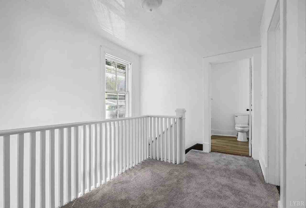 620 Berryman Ave #1 - Photo 5 of 17