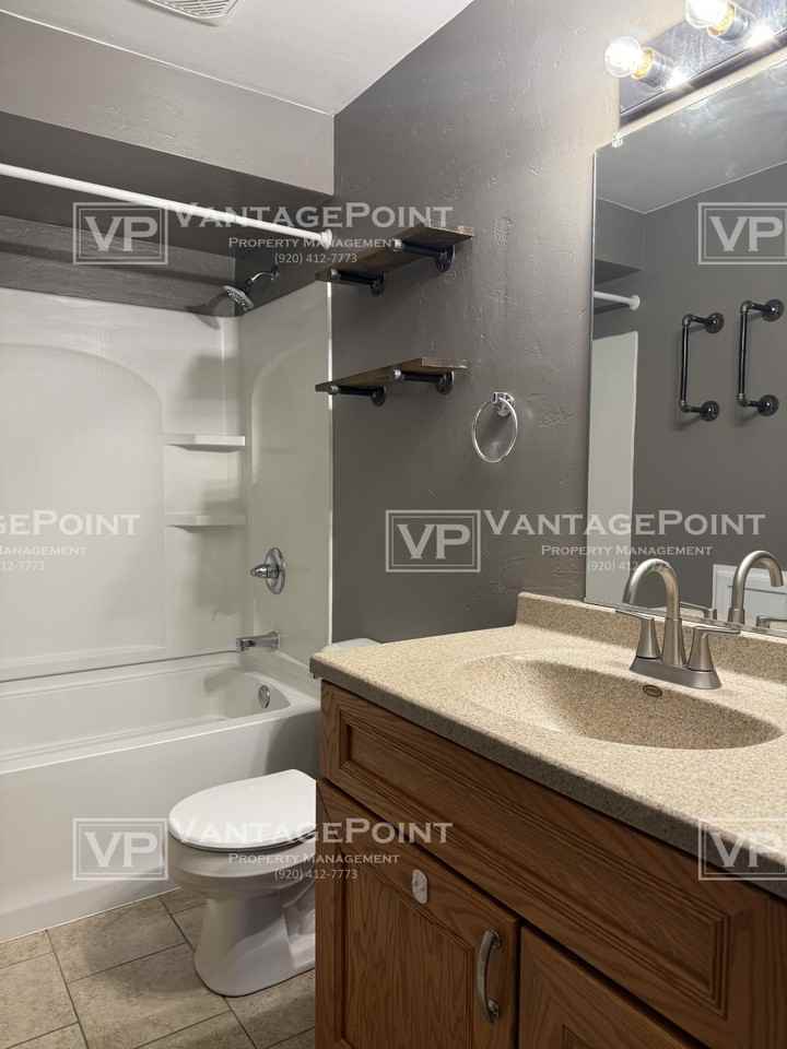 826 N Hawthorne Dr #826 - Photo 6 of 24