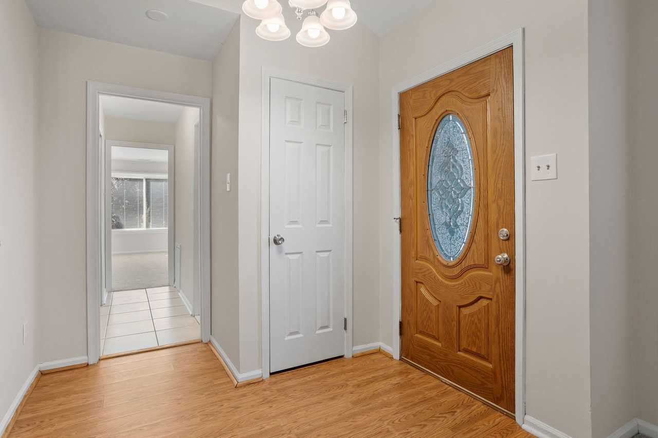 101 Stoneham Dr #1 - Photo 4 of 29