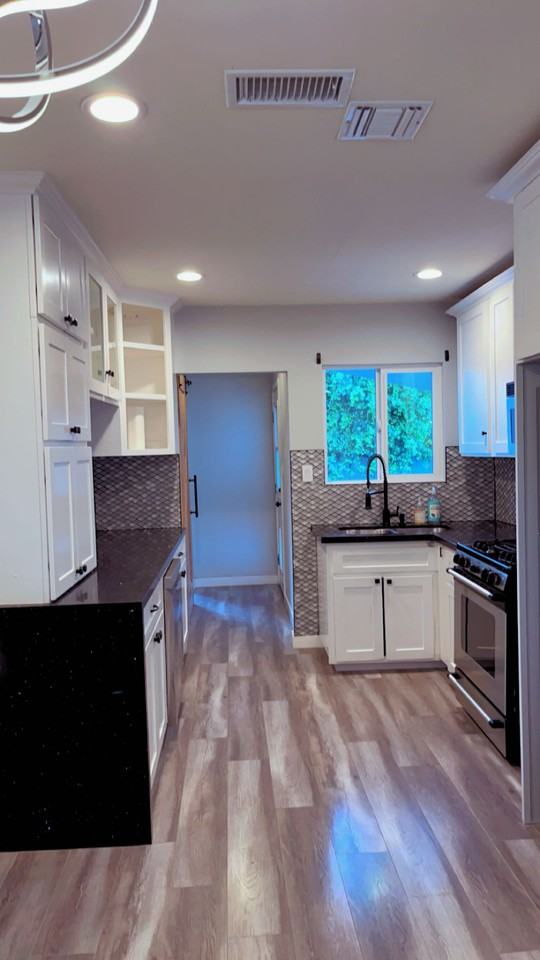 5779 Enfield Ave #NA - Photo 6 of 26