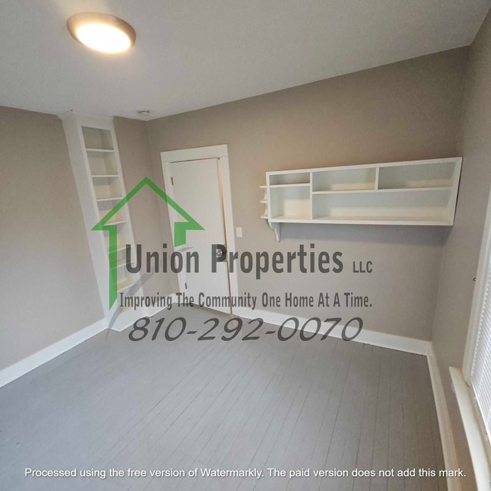 263 N Elk St #1 - Photo 7 of 25