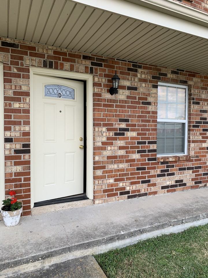 5200 W Napoleon Ave #C - Photo 2 of 15