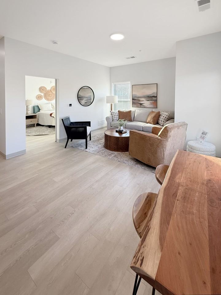 Terra Station - Photo 5 of 39