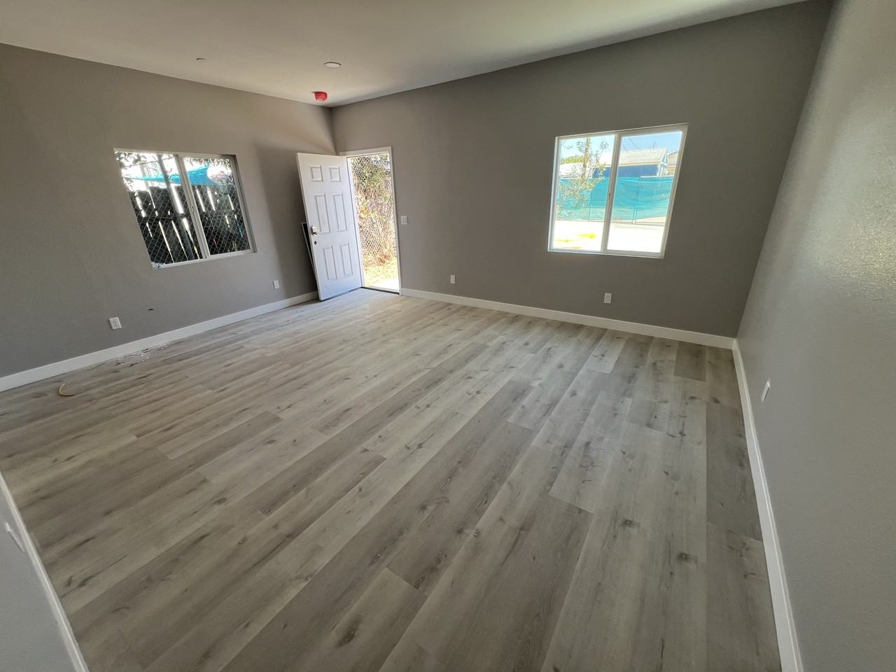 3213 38th St #2 - Photo 3 of 6