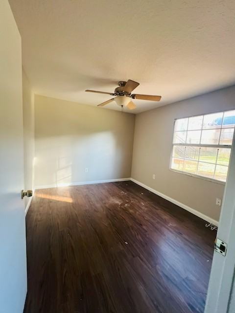 3569 3569 Khayyam AvenueUnit 17 #17 - Photo 4 of 6