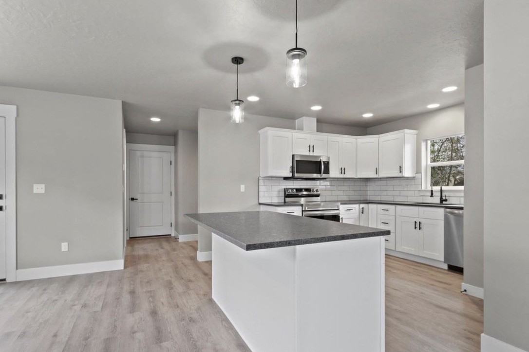 N 3rd East St #1 - Photo 5 of 33