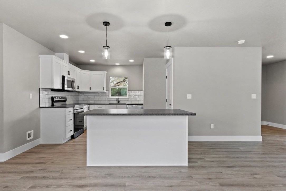 N 3rd East St #1 - Photo 7 of 33