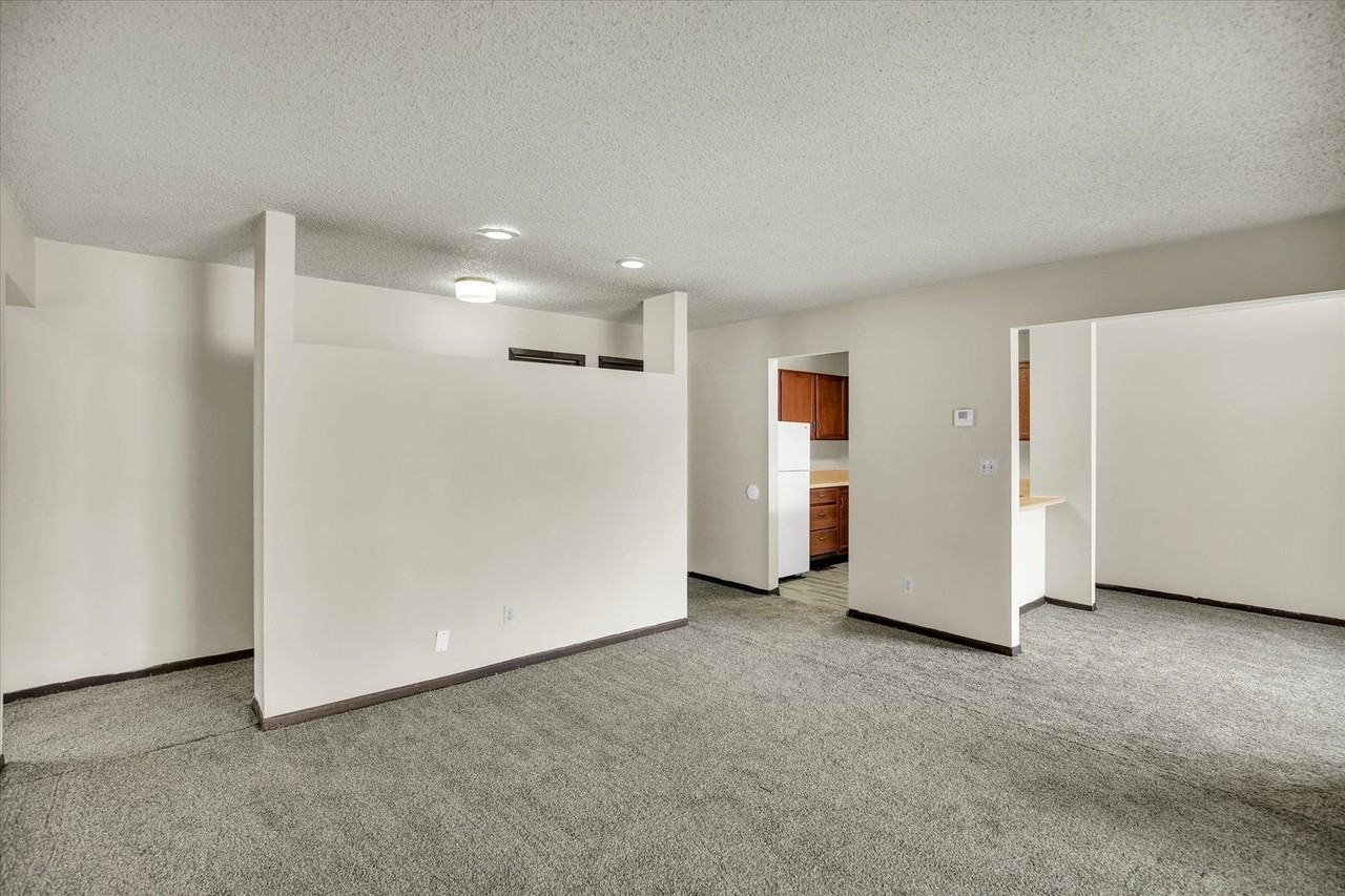 213 Keystone Drive - Photo 6 of 18