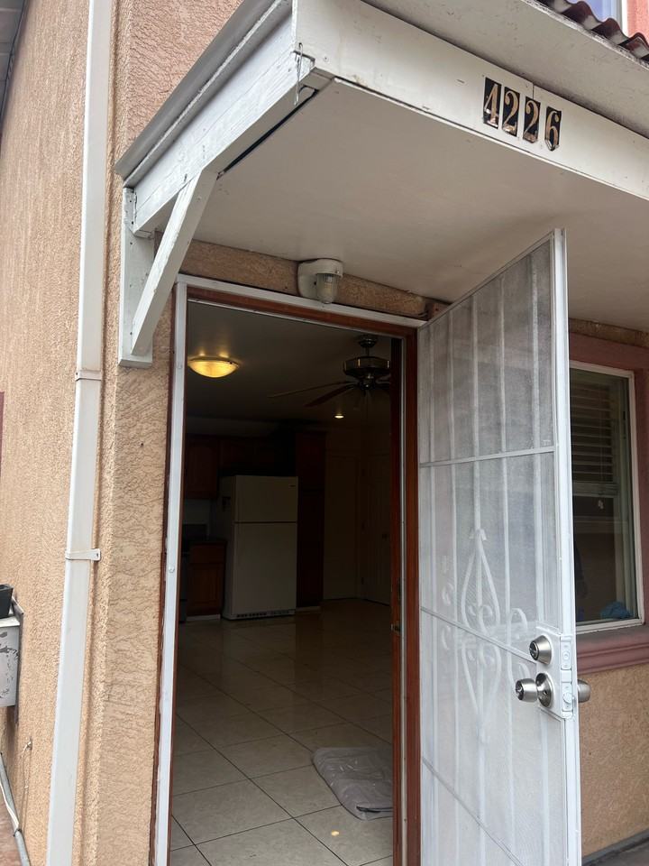 4226 Copeland Avenue - Photo 2 of 10