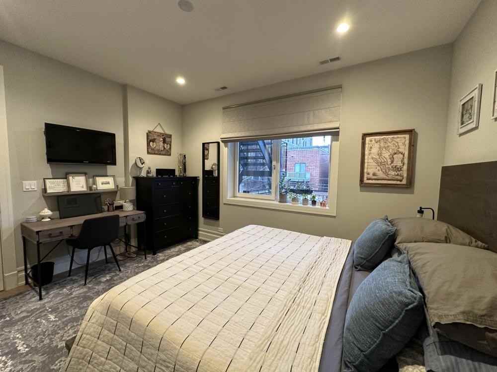 1474 W Ohio St - Photo 3 of 4