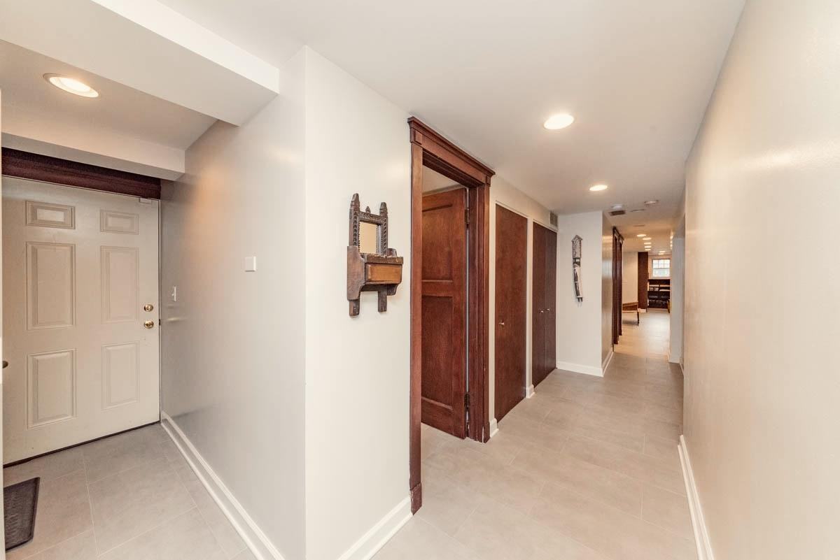 1258 W Hood Ave - Photo 3 of 4