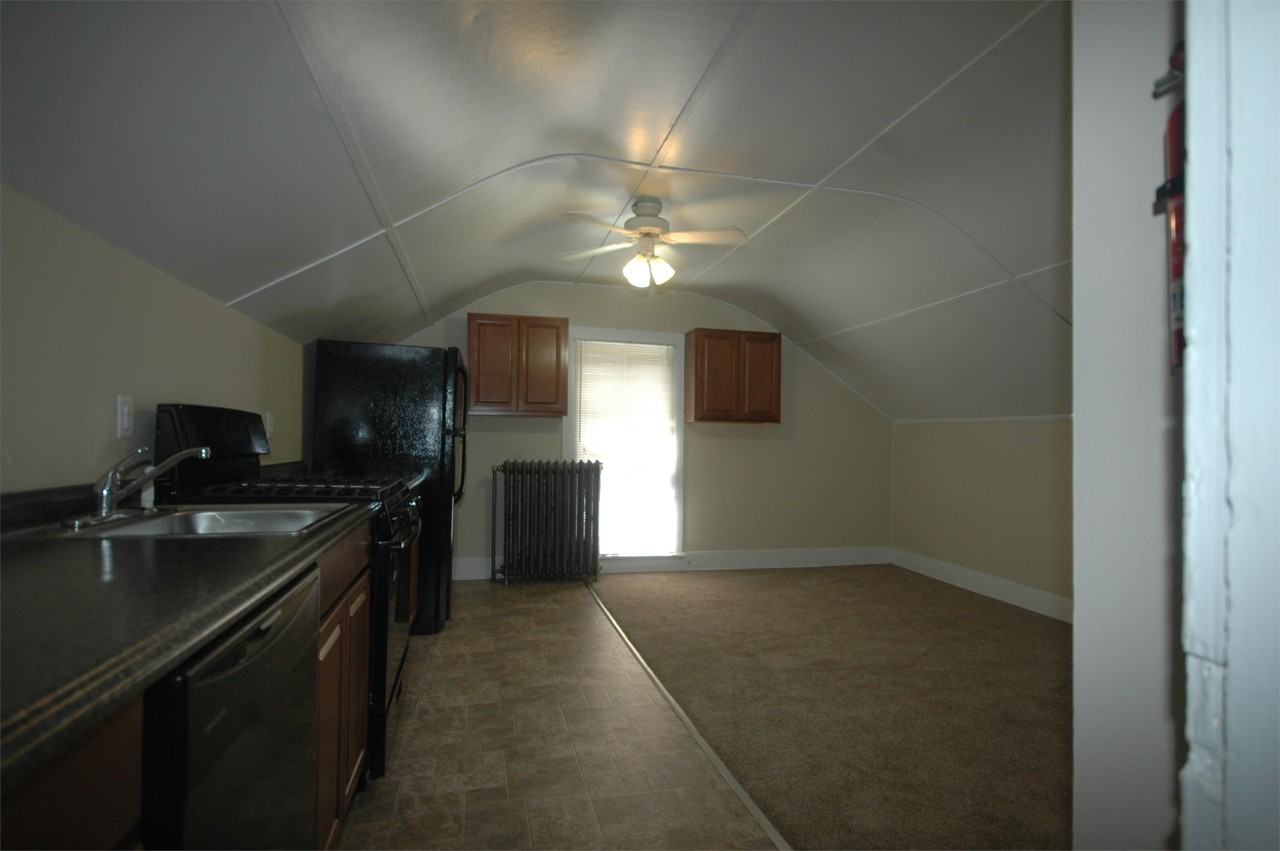 615 Pearl St. - Photo 2 of 20