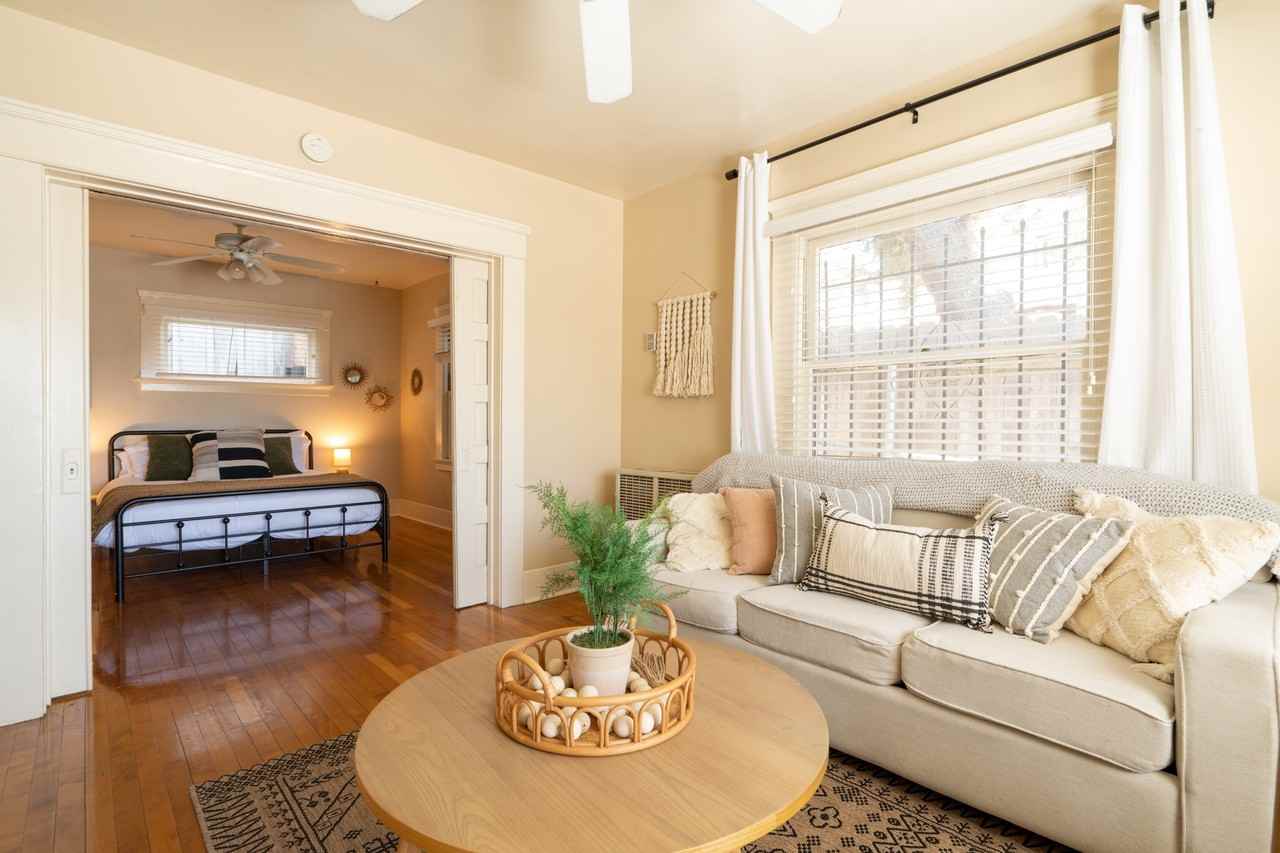 1027-1031 21st Street - LT - Photo 5 of 50