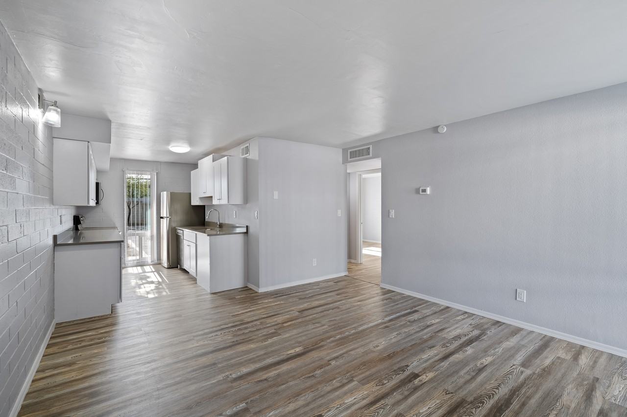 1805 // 5570 East Hampton Street #104 - Photo 3 of 15