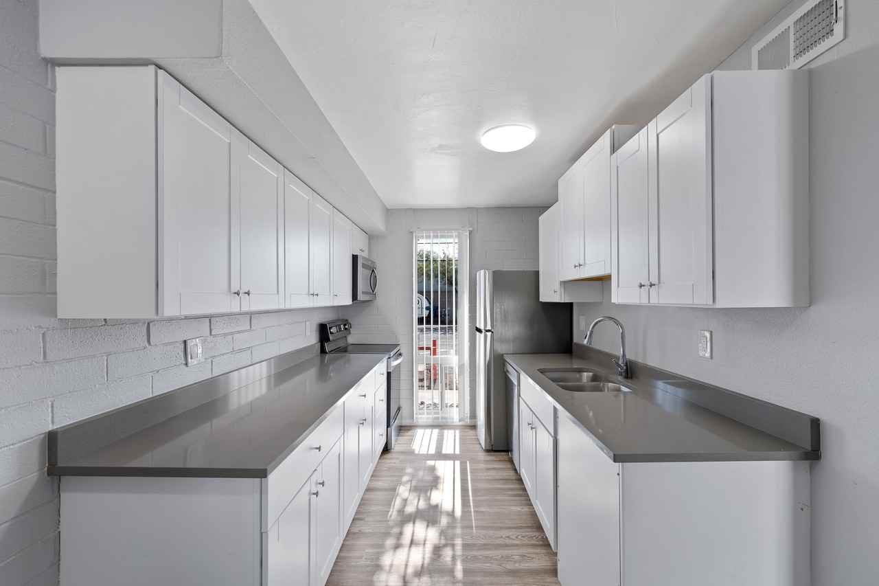 1805 // 5570 East Hampton Street #104 - Photo 5 of 15