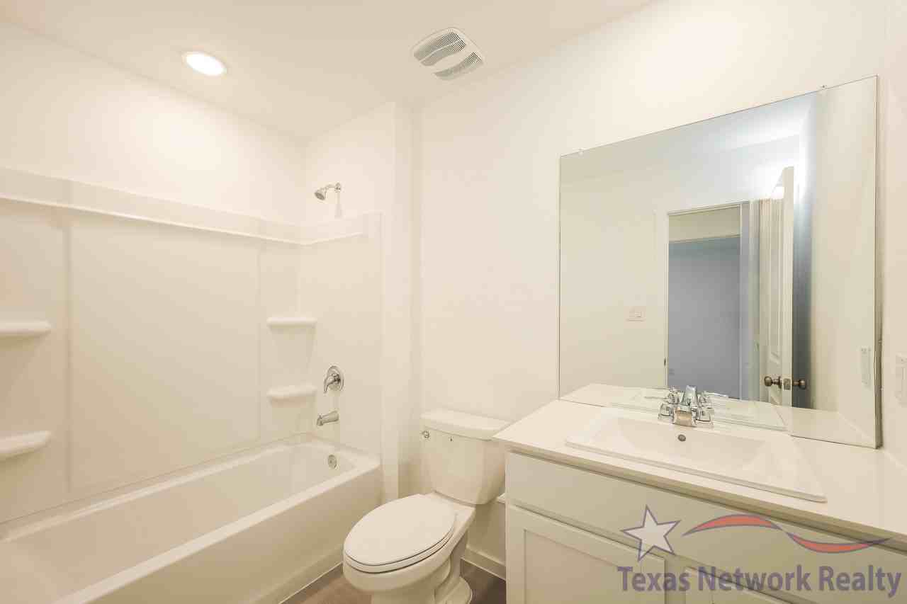 8523 Logan Sapphire #1 - Photo 4 of 22