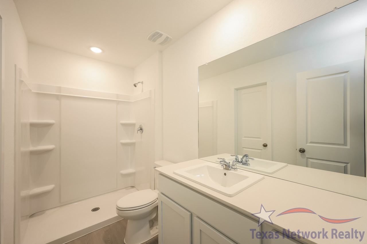 8523 Logan Sapphire #1 - Photo 7 of 22