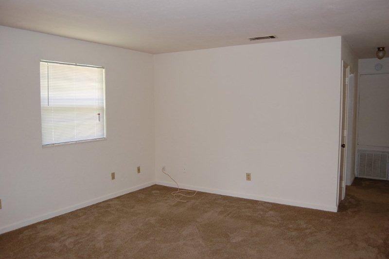 Maria Circle - Photo 3 of 7