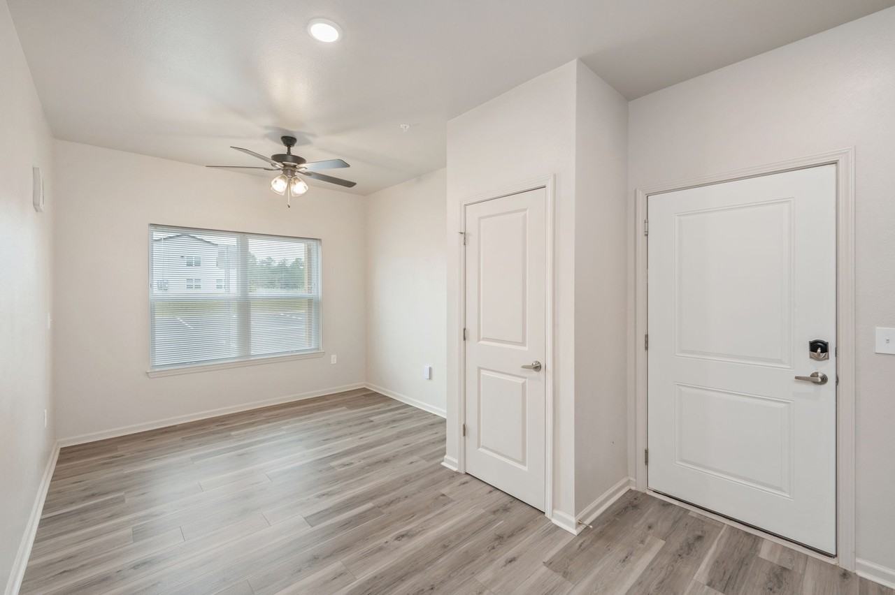 Platform Dothan - Photo 7 of 45