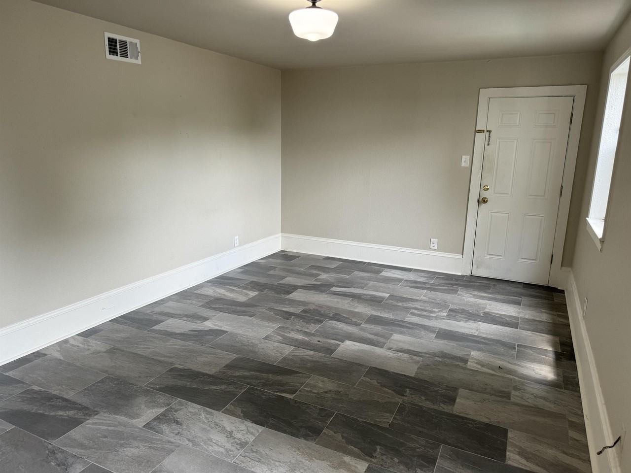 3110 Esplanade Avenue - Photo 6 of 13