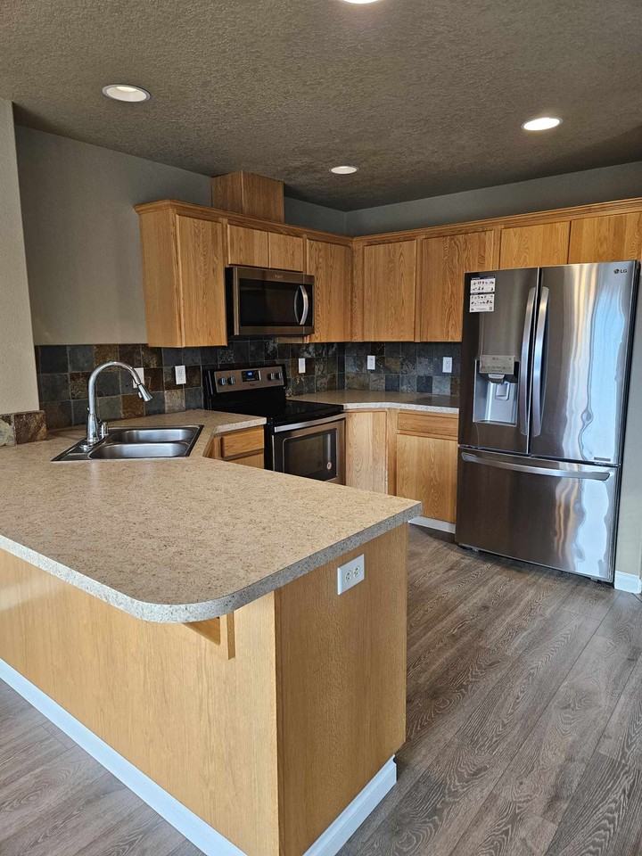 3309 Bali St Ne #1 - Photo 2 of 26