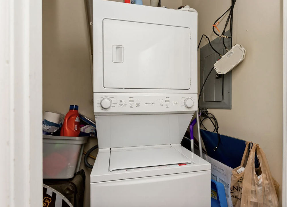 857 W Wrightwood Ave - Photo 4 of 4