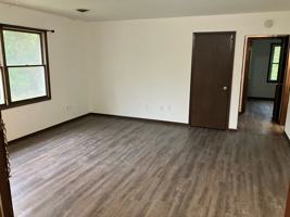 featured image of 1009 W 8th St