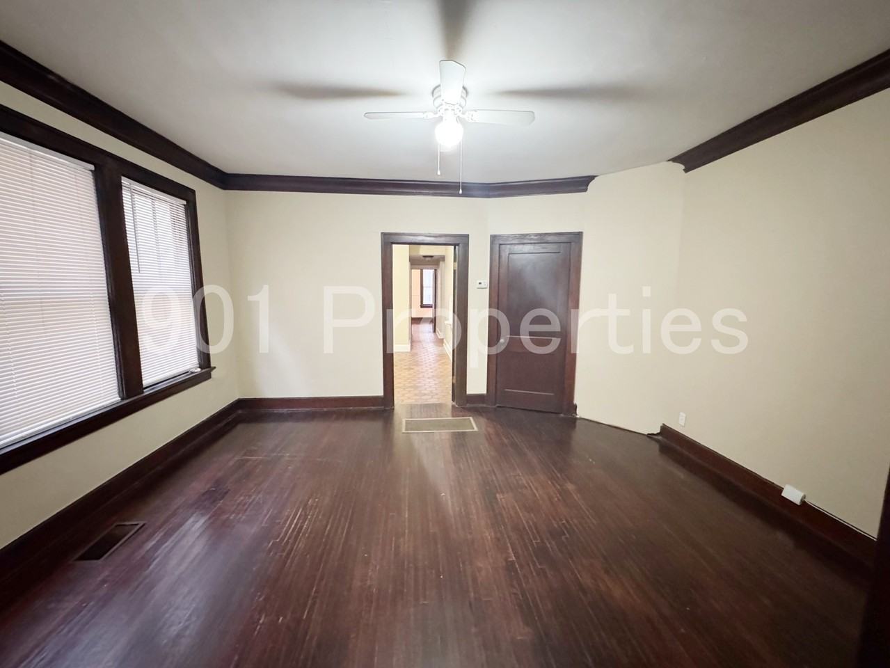 216 North Willett Street #2 - Photo 7 of 16