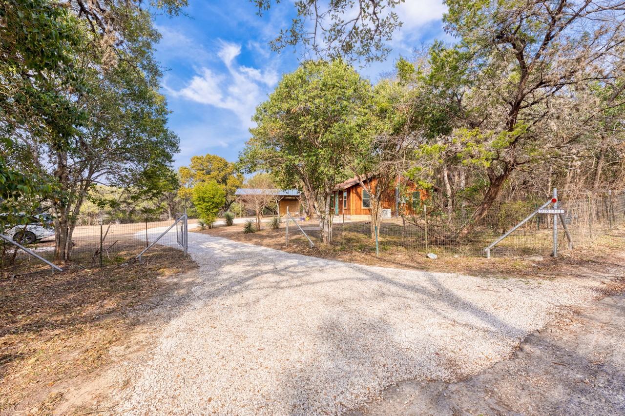 9871 Menchaca Rd #1 - Photo 3 of 17