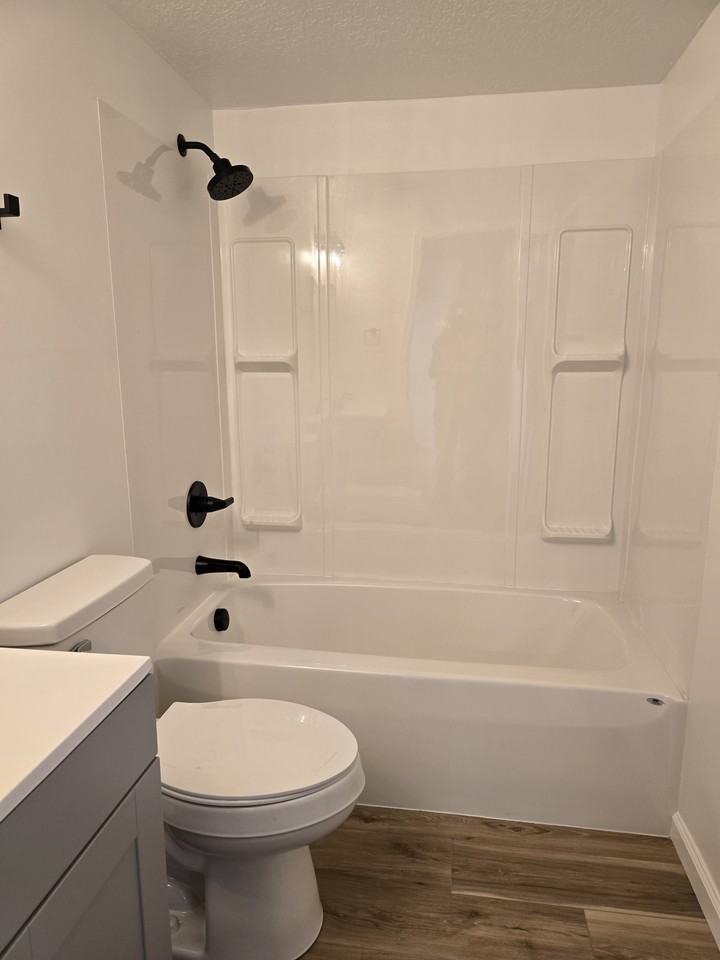 1227 Tremont Ave Sw #1 - Photo 5 of 9