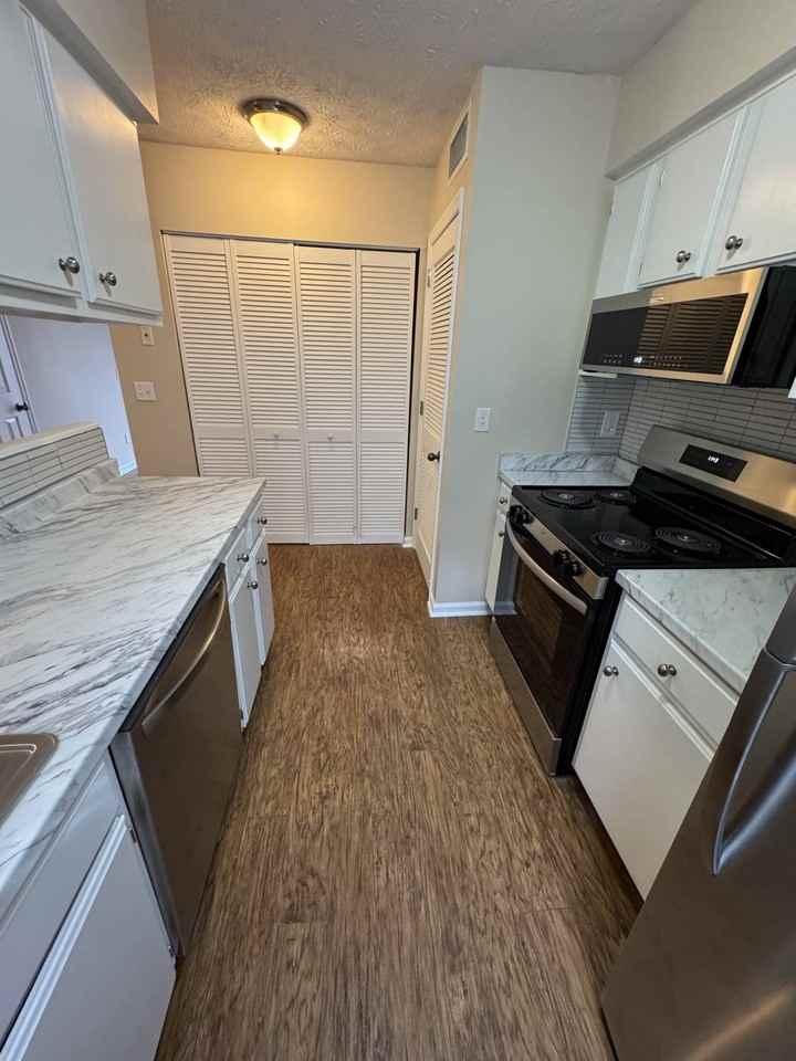 109 Thistle Ln #109 - Photo 6 of 16