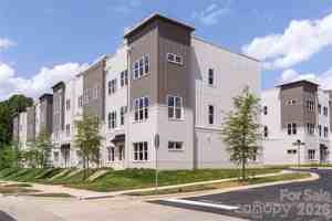 featured image of 3409 Holabird Ln #1