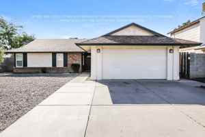 featured image of 6007 W Banff Ln