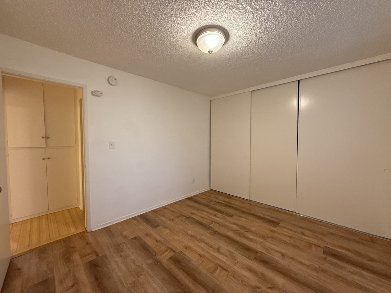 4208 Russell AveUnit 4 #4 - Photo 6 of 8