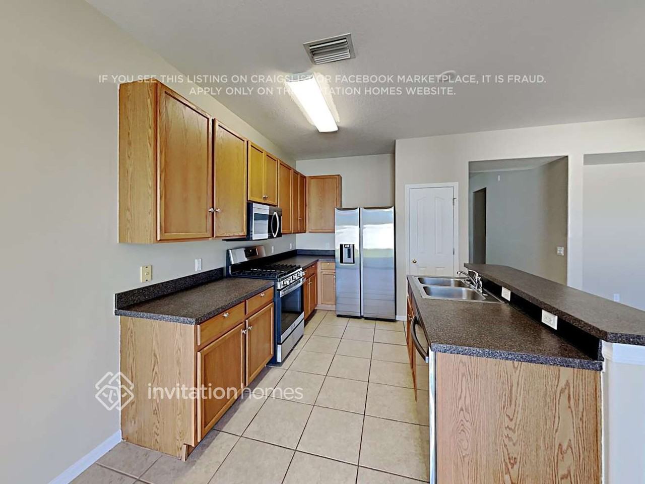 6606 Colonial Lake Dr - Photo 7 of 20