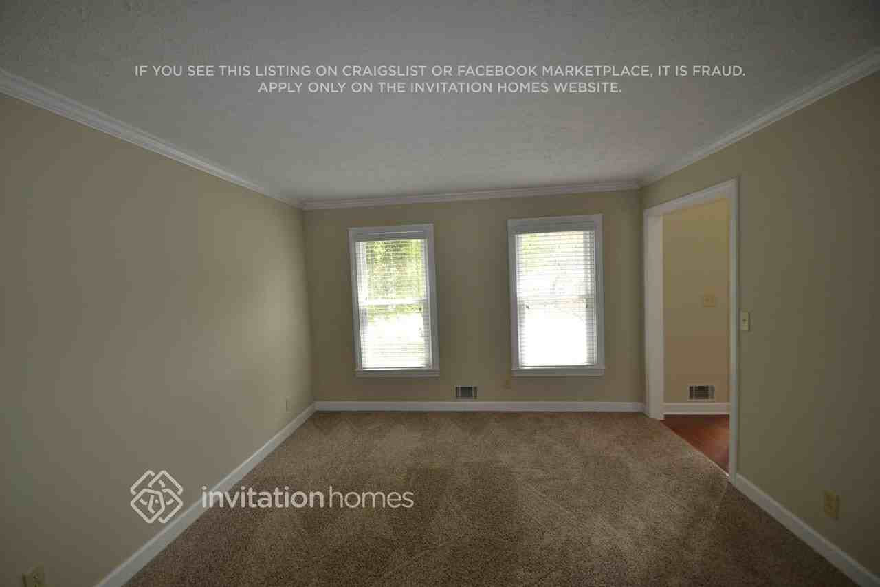 3735 Starboard Ln - Photo 2 of 12