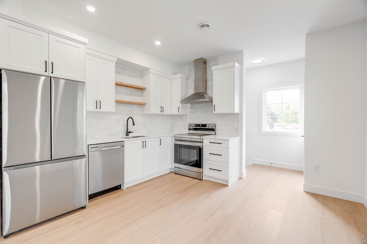 1267 Hillcrest Ave - Photo 7 of 18