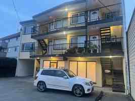 featured image of 367 Burnside Rd E