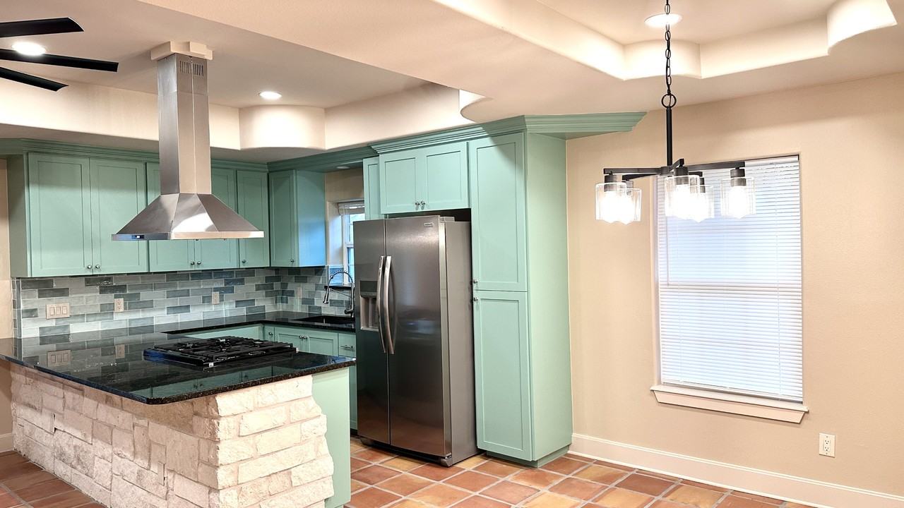 13113 Hearn Rd #1 - Photo 5 of 10