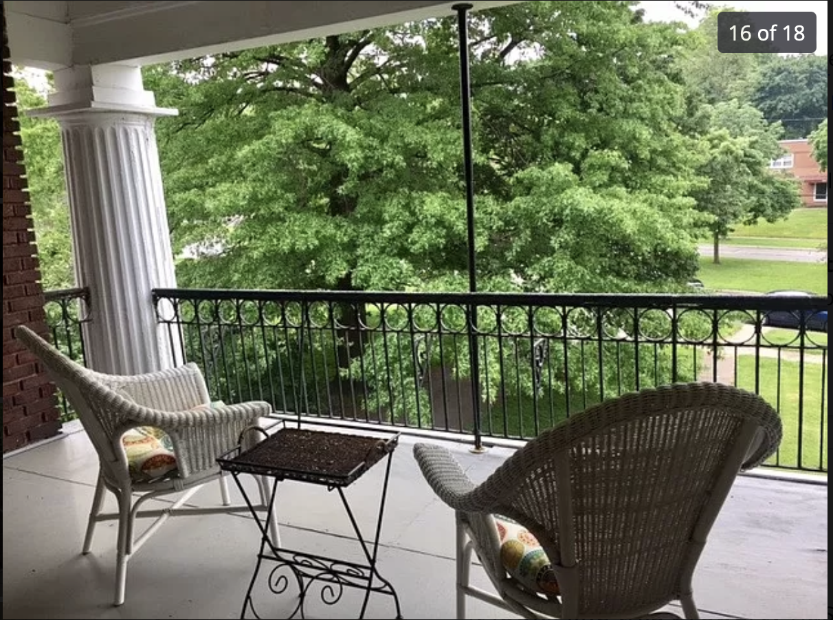 2681 Euclid Heights BoulevardUnit 10 - Photo 5 of 7